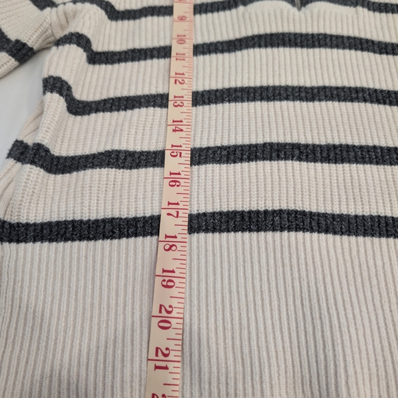 Reassembly Unisex Half Zip Sweater Size Small Chunky Knit Design With Black Stri - Picture 9 of 12